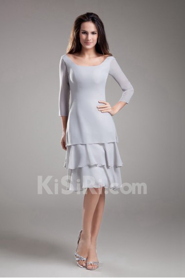Chiffon Scoop Knee Length Dress with Three-quarter Sleeves