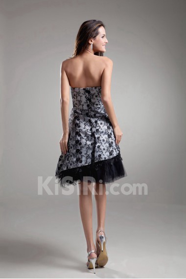 Lace Sweetheart Knee Length Dress with Embroidery