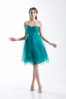 Organza Sweetheart Knee Length Dress with Hand-made Flowers