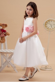Taffeta Scoop Neckline Tea-Length Ball Gown Dress with Manual Flower