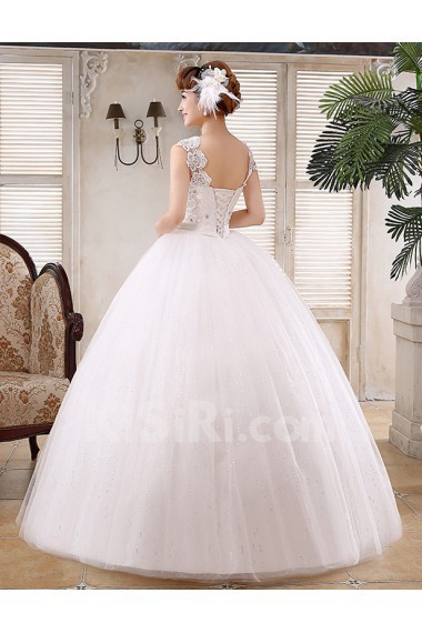 Lace and Tulle V-Neck Ball Gown Dress with handmade Flower