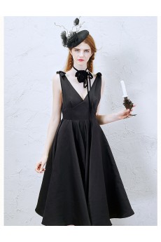 Satin V-neck Tea-Length Sleeveless A-line Dress with Bow