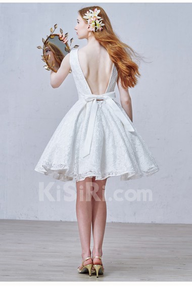Lace V-neck Knee-Length Sleeveless A-line Dress with Beads, Sash