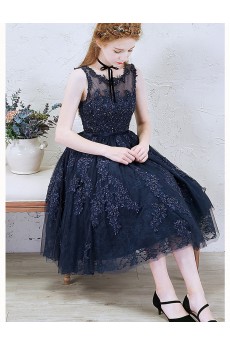 Tulle Scoop Knee-Length Sleeveless A-line Dress with Lace, Sash, Beads