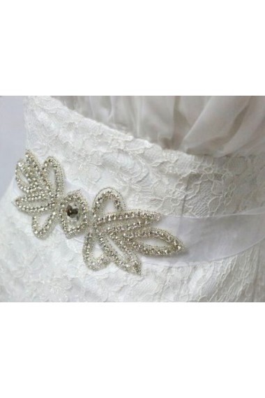 Luxurious Handmade Yarn Rhinestone Wedding Sash