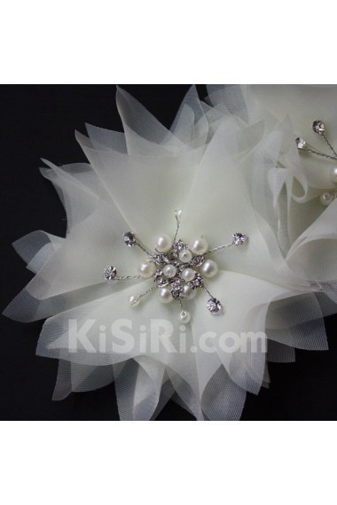 Fabric Flower Wedding Headpieces with Rhinestone