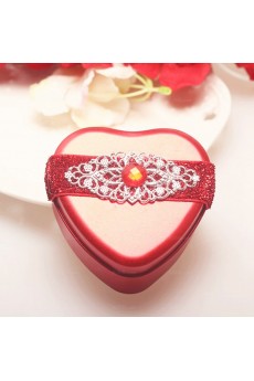 Red Color Personalized Heart-shaped Rhinestone Wedding Favor Boxes (12 Pieces/Set)
