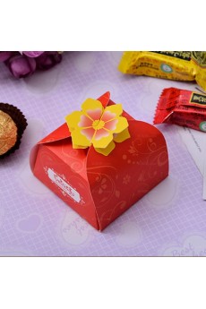 New Style Yellow Flower Wedding Favor Boxes (12 Pieces/Set)