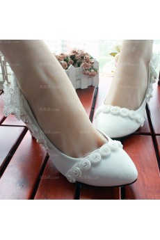 Best White Lace Bridal Wedding Shoes with Pearl and Flower
