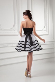 Organza Strapless Short Gown with Hand-made Flower