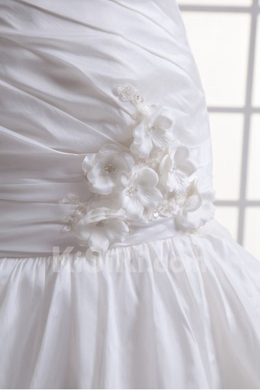 Taffeta Strapless Sheath Gown with Hamd-made Flowers