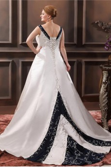 Embroiderd Satin Sleeveless V-Neck A-Line Plus Size Gown