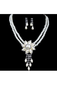 Beauitful Rhinestones and Pearls Flower Wedding Jewelry, Necklace and Earrings Set