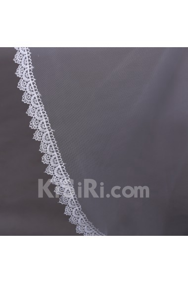 One Tier Bridal Veil With Lace Edge