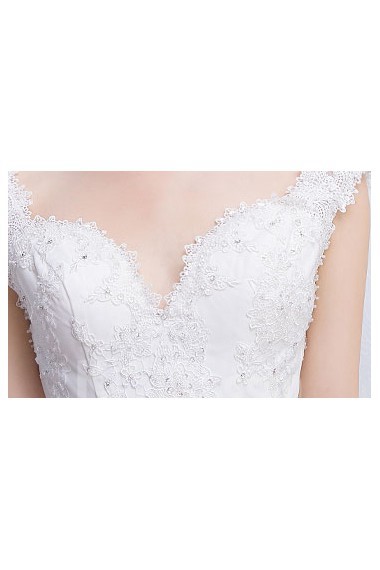 Tulle, Lace V-neck Floor Length Sleeveless Ball Gown Dress with Sequins