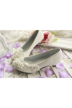 Handmade Lace Flowers Wedding Shoes with Imitation Pearls