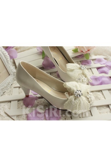 Handmade Lace Bow Wedding Shoes with Rhinestone