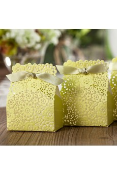 Hollow Ribbons Wedding Favor Boxes (12 Pieces/Set)