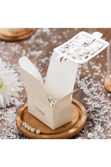 Hollow House Pattern White Color Card Paper Wedding Favor Boxes (12 Pieces/Set)