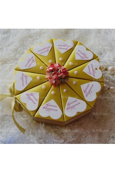 Personalized Gold Wedding Favor Boxes with Flowers Pearls Heart-shaped Cards Ribbons (10 Pieces/Set)